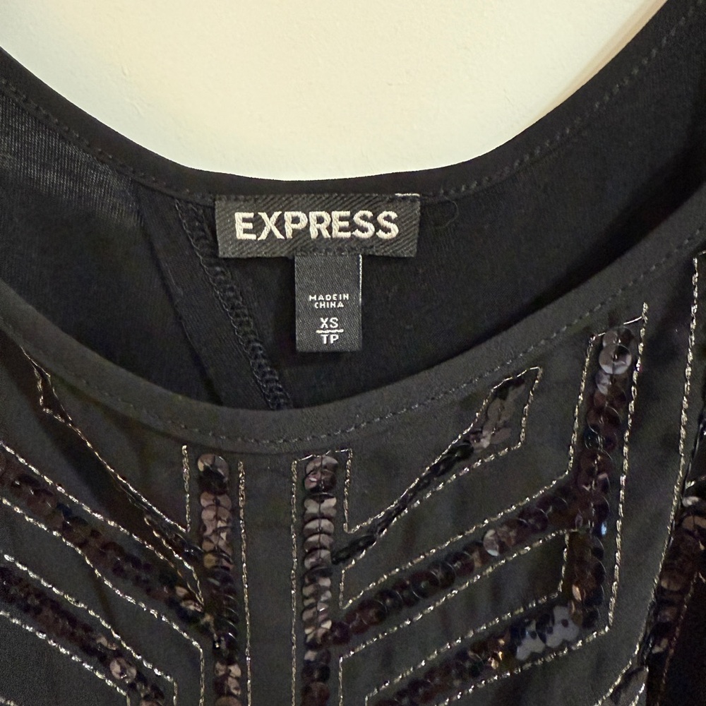Express sequin tank - Picture 3 of 3